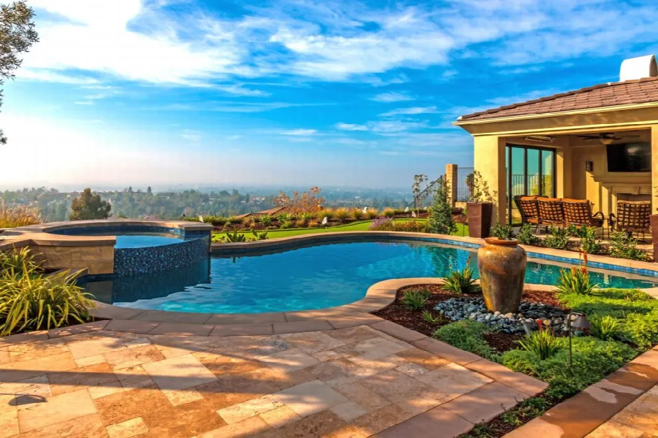 Aloha Desert Pools
