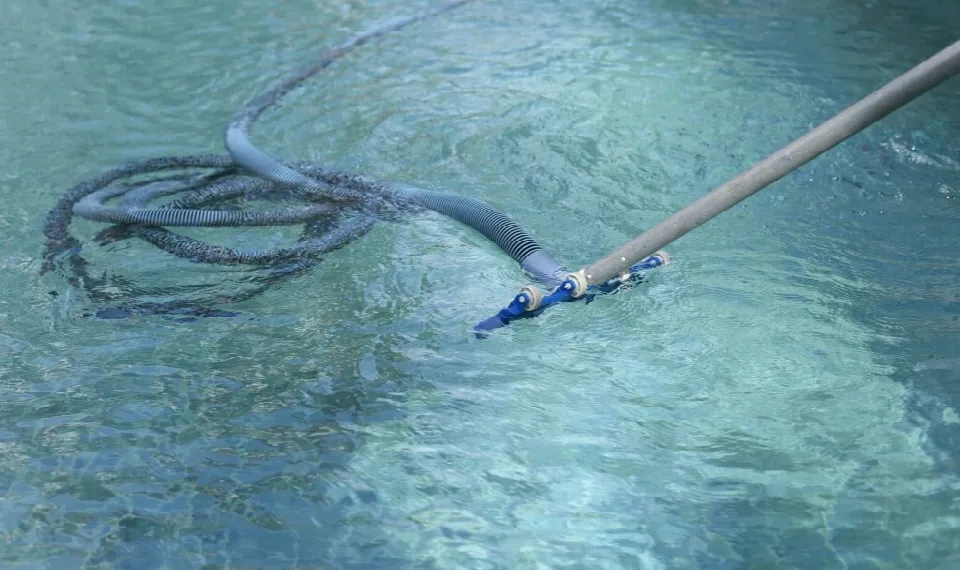 Lozano Pool Care